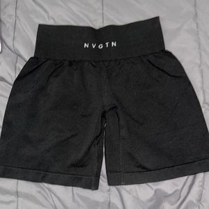 Nvgtn shorts black